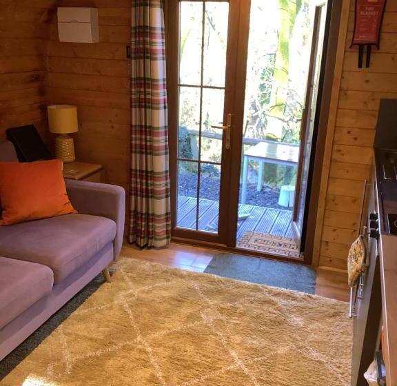 Шале 1 Спальня, Little London Bed & Breakfast And Glamping Pod