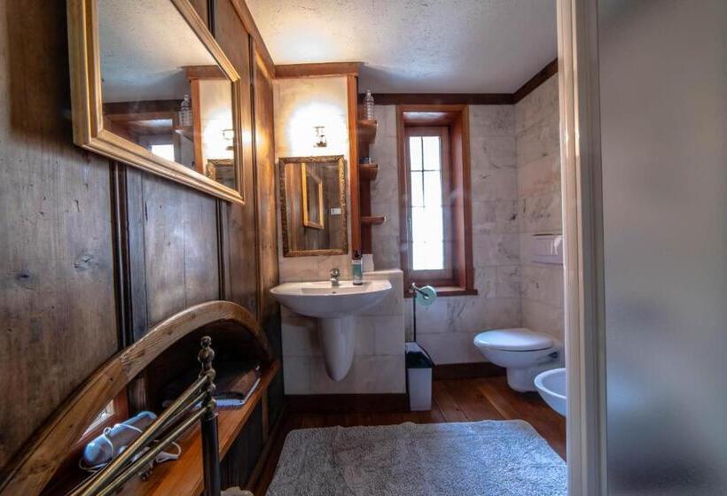 Номер Стандарт Трехместный, Antica Casa Di Montagna Maison Bovard