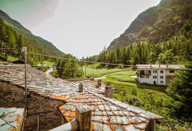 Четырехместный Номер Стандарт, Antica Casa Di Montagna Maison Bovard