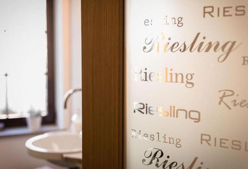 Номер Стандарт с Балконом, Weinhotel Offenstein Erben