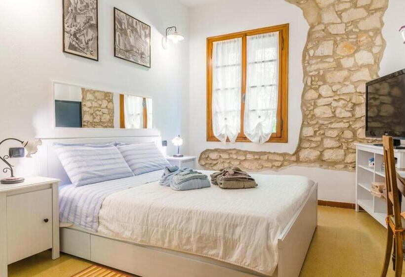 חדר סטנדרט, Relais Des Roches