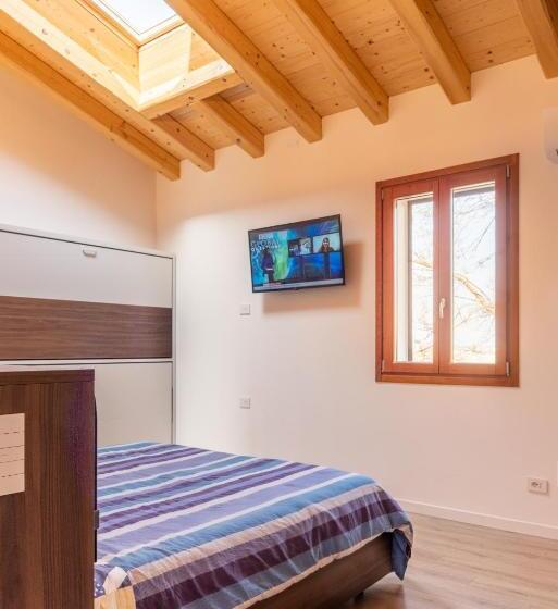 חדר דלוקס לארבעה, Relais Des Roches
