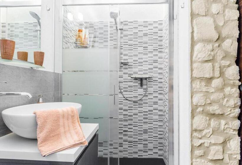 חדר סטנדרט, Relais Des Roches