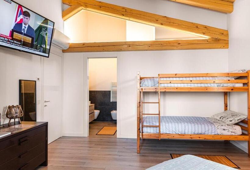 Четырехместный номер Премиум, Relais Des Roches