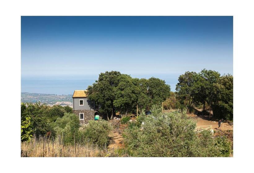 آپارتمان 1 خوابه با چشم‌انداز دریا, Ecoagriturismo Notti Stellate Etna Mare
