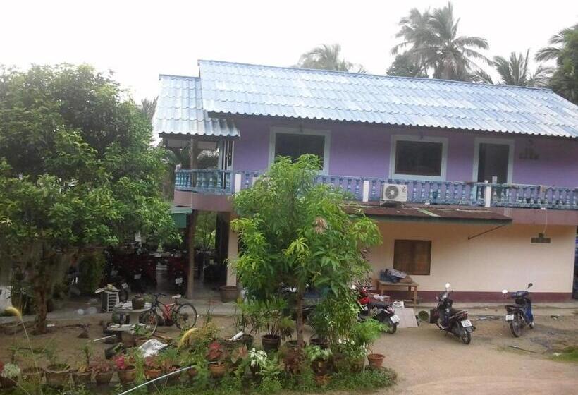 غرفة إقتصادية, Baan Klong House