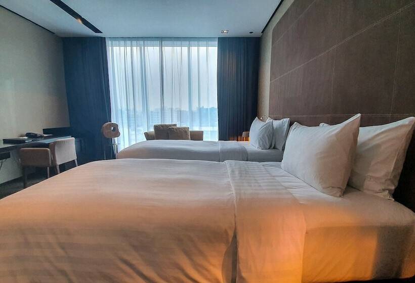 Номер Superior, The Canvas Dubai, Mgallery Hotel Collection