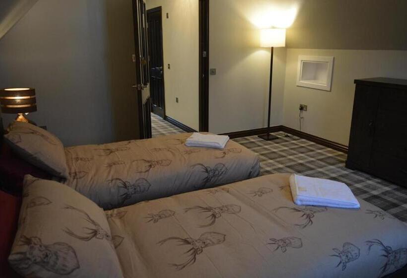 Номер Стандарт, Appin House