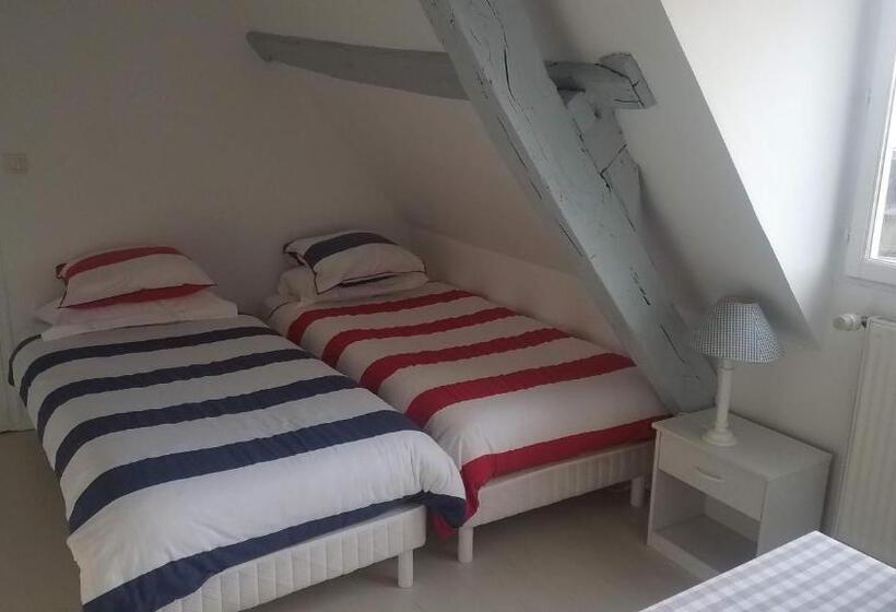 标准间, Manoir De L As De Trèfle