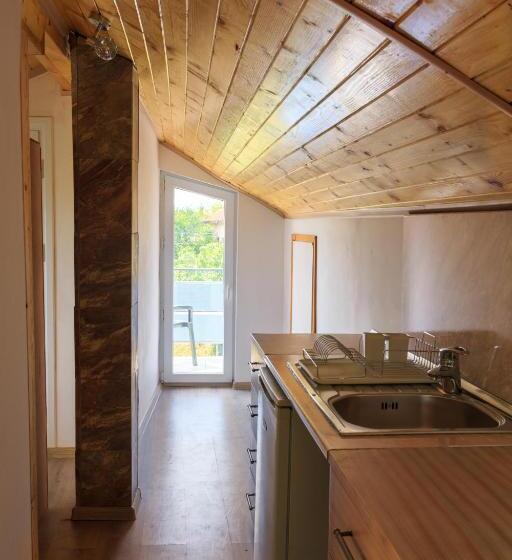 Четырехместный Номер Стандарт, Villa Rezos