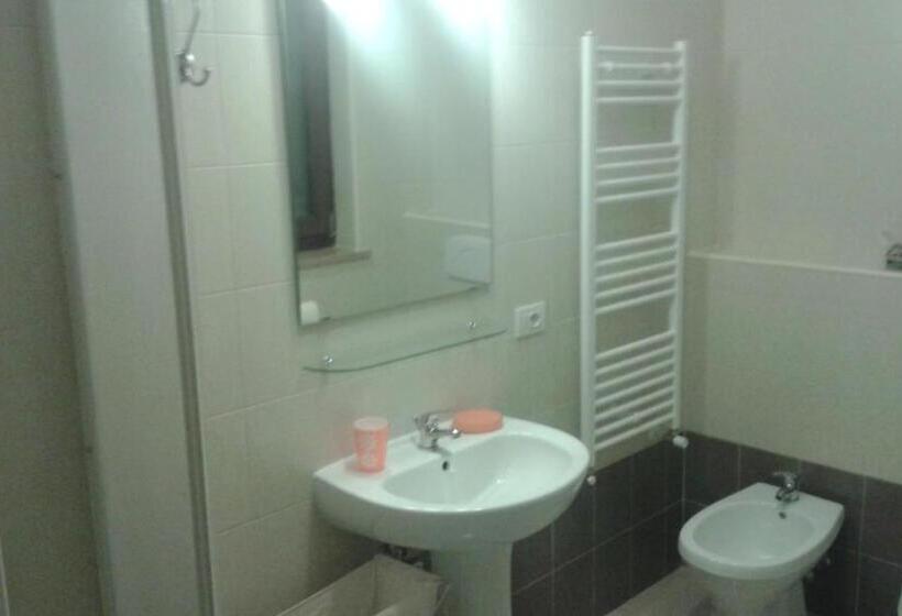 标准间, Domus Taranto Unica Sede