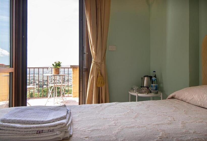 Четырехместный Номер Стандарт с Балконом, Agriturismo Villa Val D Olivi