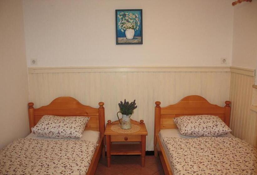 آپارتمان 1 خوابه, Garden Apartments Maria