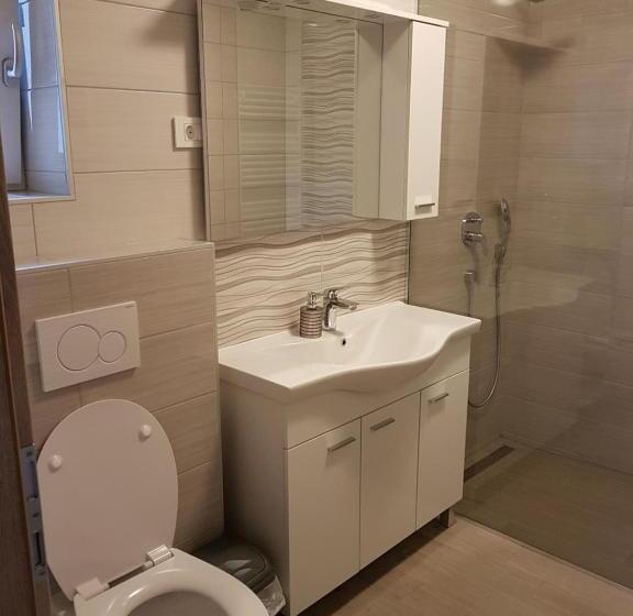 2 Bedrooms Apartment Mountain View, Garden Apartments Maria