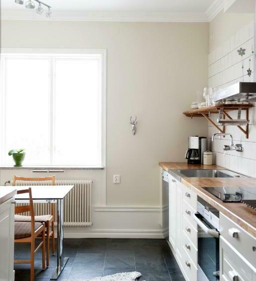 バルコニー付２ベッドルームアパートメント, Sköna Hönor Apartments