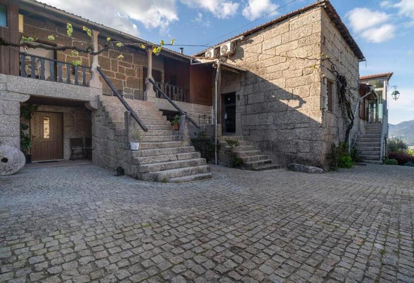 Номер Стандарт Вид на Горы, Quinta De Calvelos
