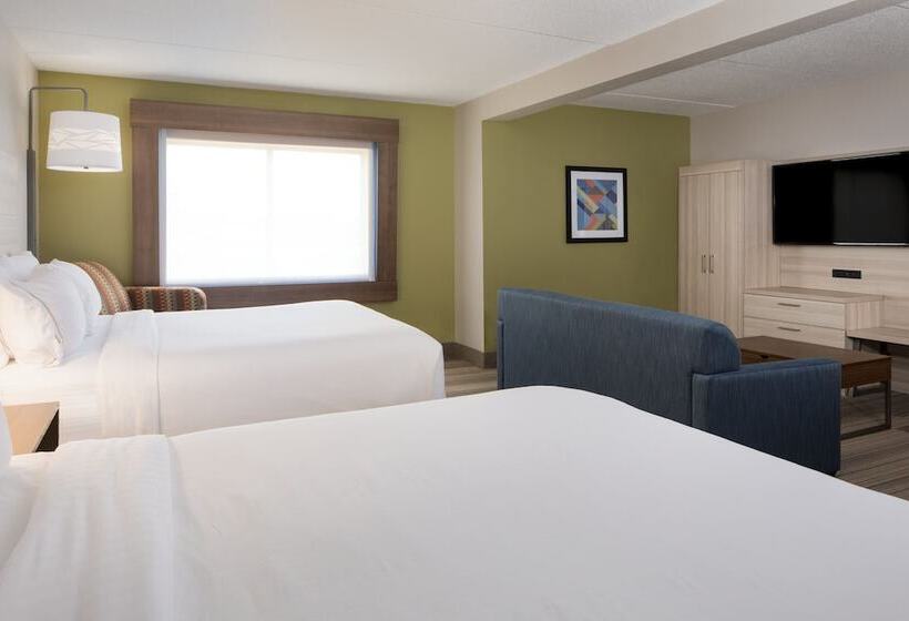 스위트, Holiday Inn Express Louisville Northeast, An Ihg