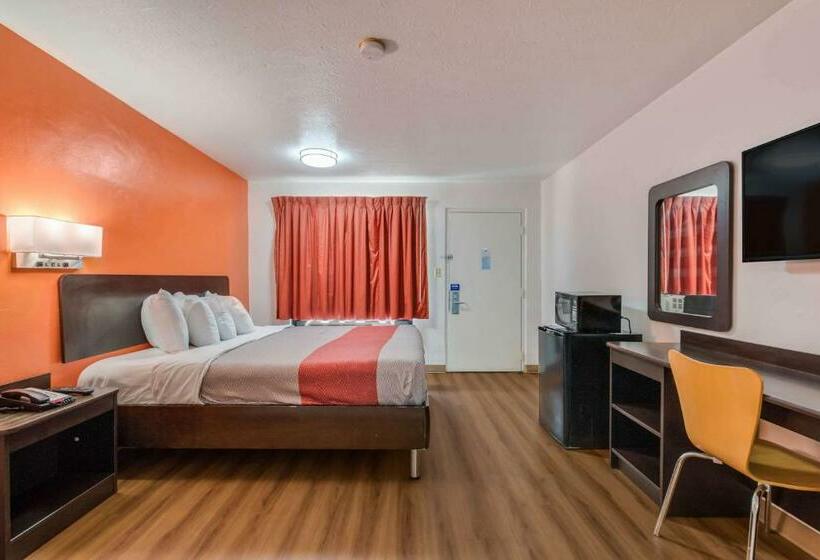 디럭스 4인 룸, Motel 6attalla, Al