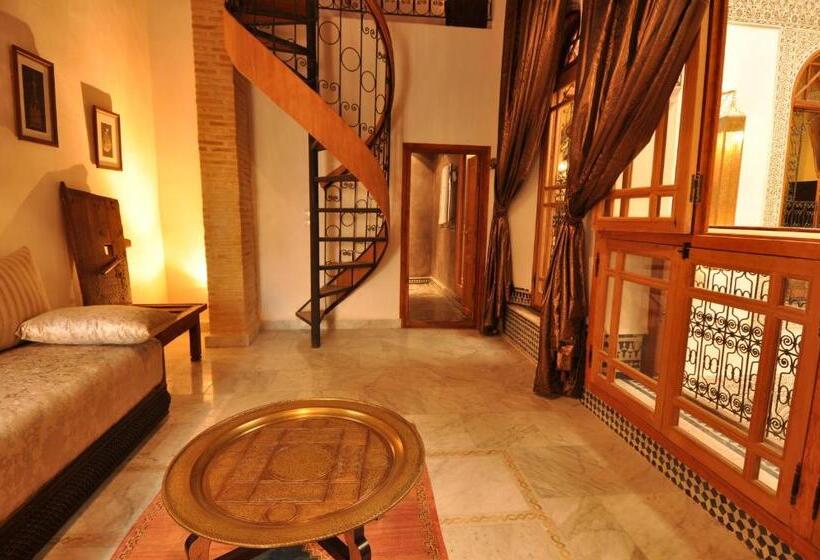 سوئیت رویال, Riad Layla