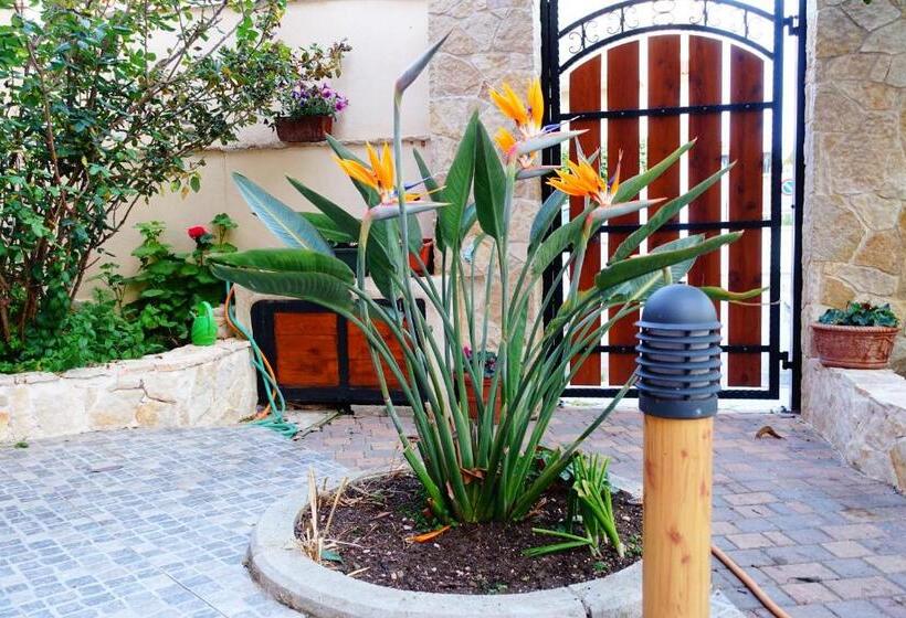 Апартаменты Superior 1 Спальня, Flowery Inn Villa