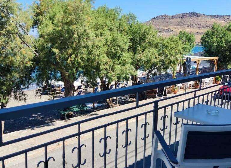 Номер Стандарт Вид на Море, Ilion
