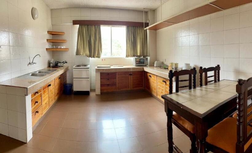 1 Bedroom Penthouse Apartment, Kenya Comfort Suites