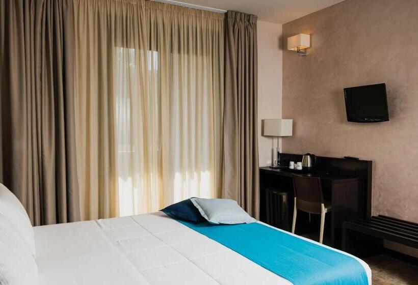 Standart Oda, Basiliani   Cdshotels