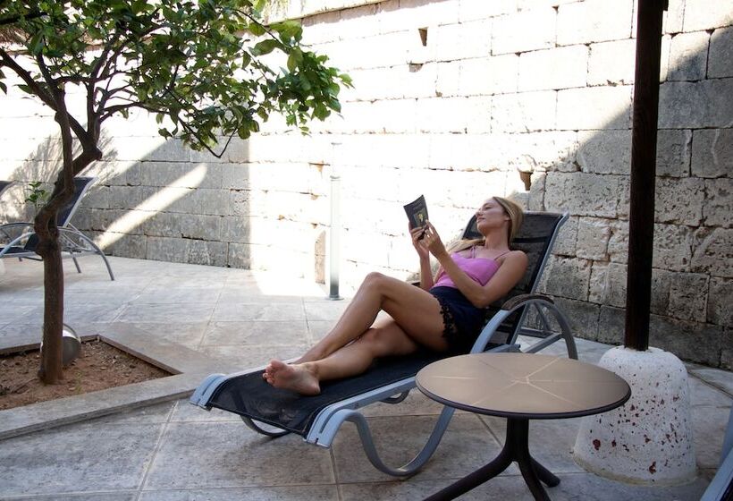 اتاق استاندارد سه نفره, Basiliani   Cdshotels