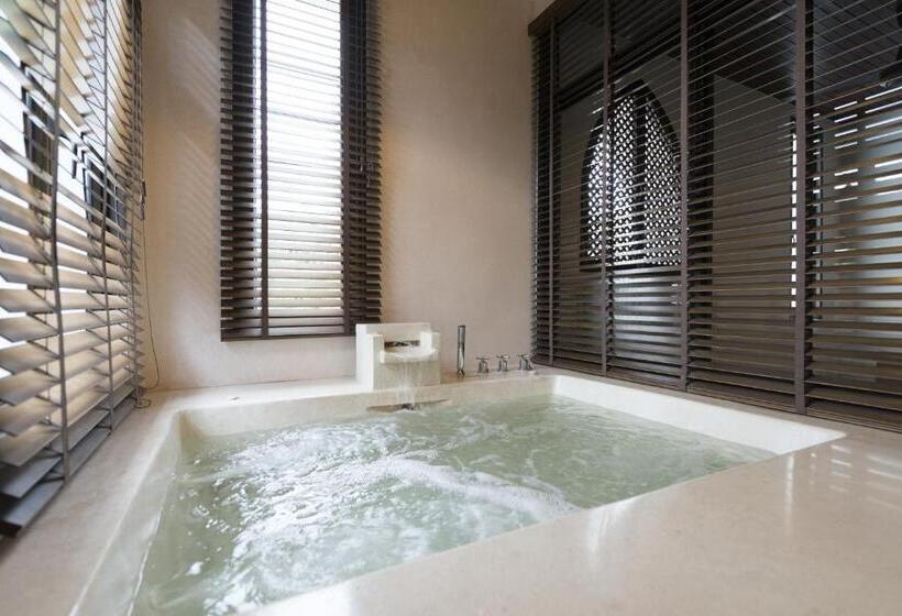 디럭스 스위트, The Sea Koh Samui Resort And Residences By Tolani   Sha Extra Plus