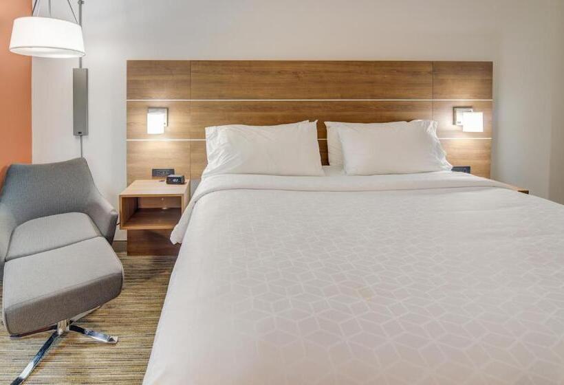 Стандартный Номер Кровать Кинг, Holiday Inn Express Hotel & Suites Foley, An Ihg