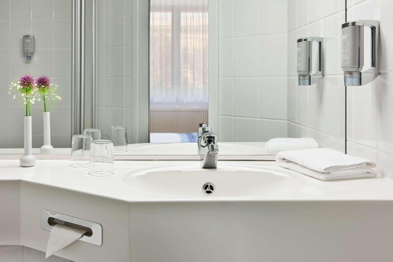 스탠다드 룸, Holiday Inn Express Hotel & Suites Concordia Us 81, An Ihg