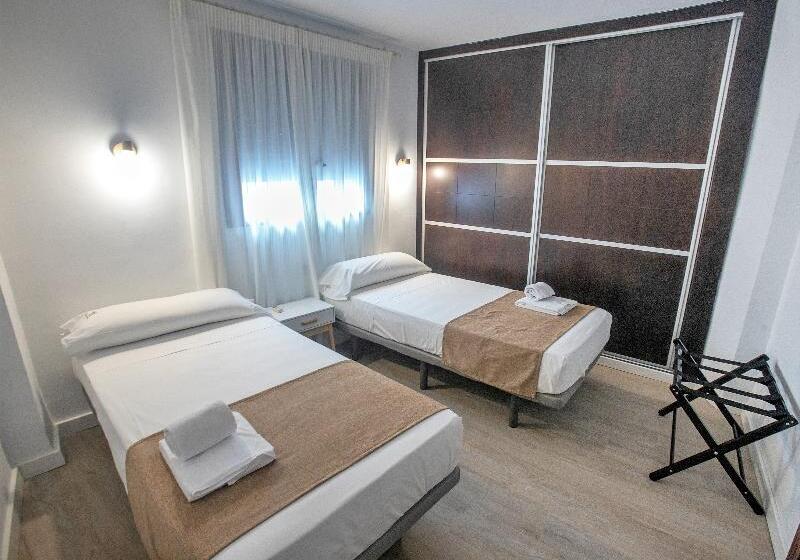 Номер Стандарт Адаптированный для Инвалидов, Holiday Inn Express Hotel & Suites   The Villages, An Ihg