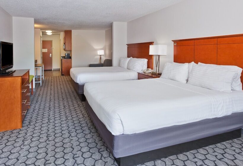 Люкс, Holiday Inn Express Phenix City Fort Benning, An Ihg
