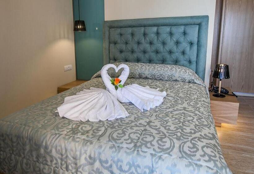 Полулюкс Вид на Море, Paradise Lost Hotel Apartments