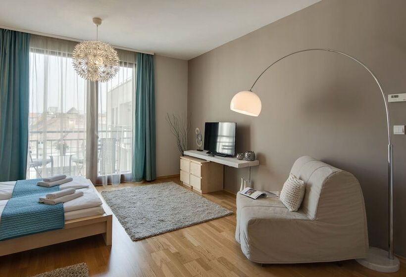 Superior Studio, Central Passage Apartments By Vagabond
