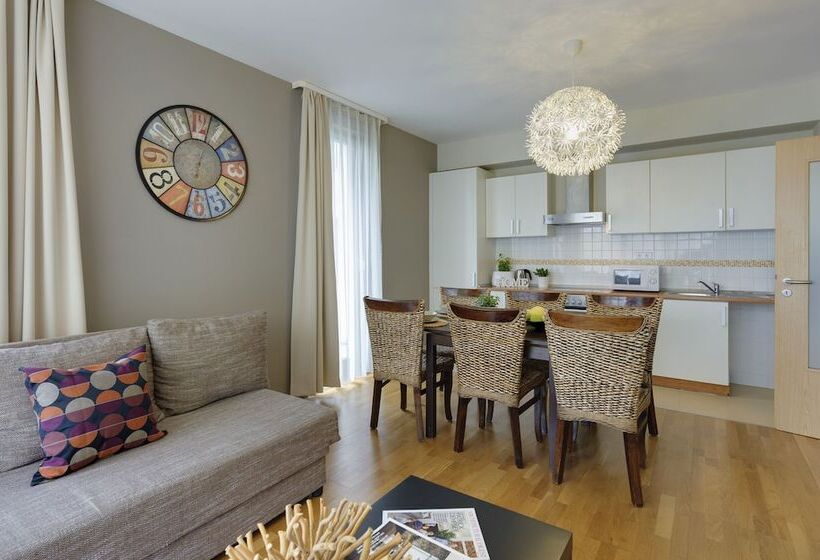 2 Sovrums Lägenhet, Central Passage Apartments By Vagabond
