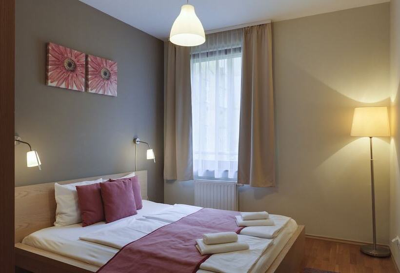 2 Sovrums Lägenhet, Central Passage Apartments By Vagabond