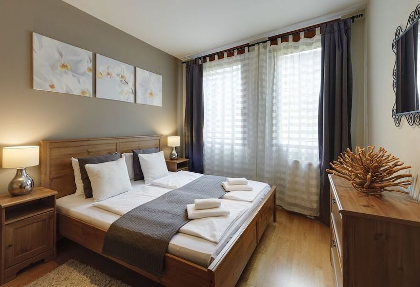 Апартаменты 2 Спальни, Central Passage Apartments By Vagabond