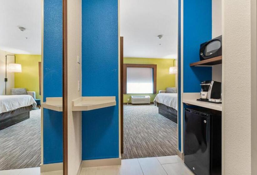 带大床的豪华间, Holiday Inn Express Suites Van Buren Ft Smith Area, An Ihg