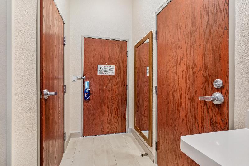Стандартный Номер Кровать Кинг, Holiday Inn Express Suites Van Buren Ft Smith Area, An Ihg