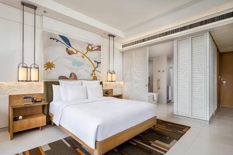 Номер Deluxe с Балконом, Renaissance Sanya Haitang Bay Resort
