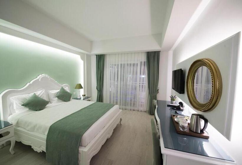 Номер Стандарт, Montebello Deluxe