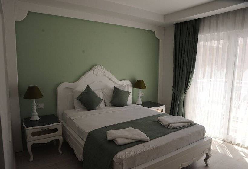 Номер Стандарт, Montebello Deluxe