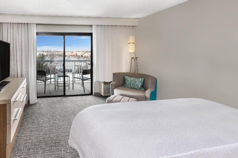 اتاق استاندارد با تخت بزرگ, Courtyard By Marriott Reno