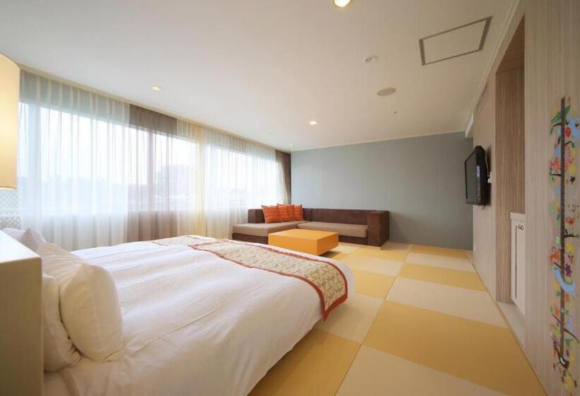 Family Suite, Epinard Nasu