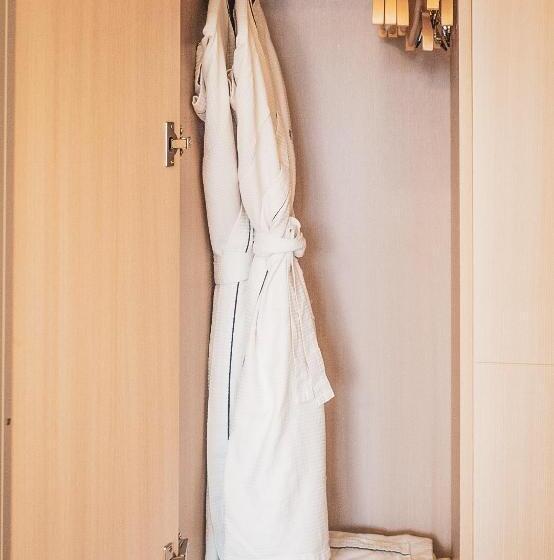 اتاق لوکس با تخت بزرگ, Ramada By Wyndham Seoul Dongdaemun