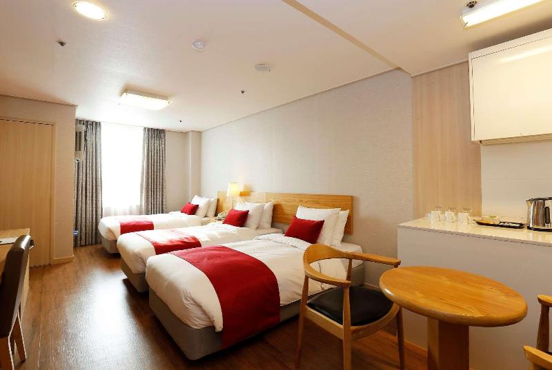 اتاق لوکس سه تخته, Ramada By Wyndham Seoul Dongdaemun