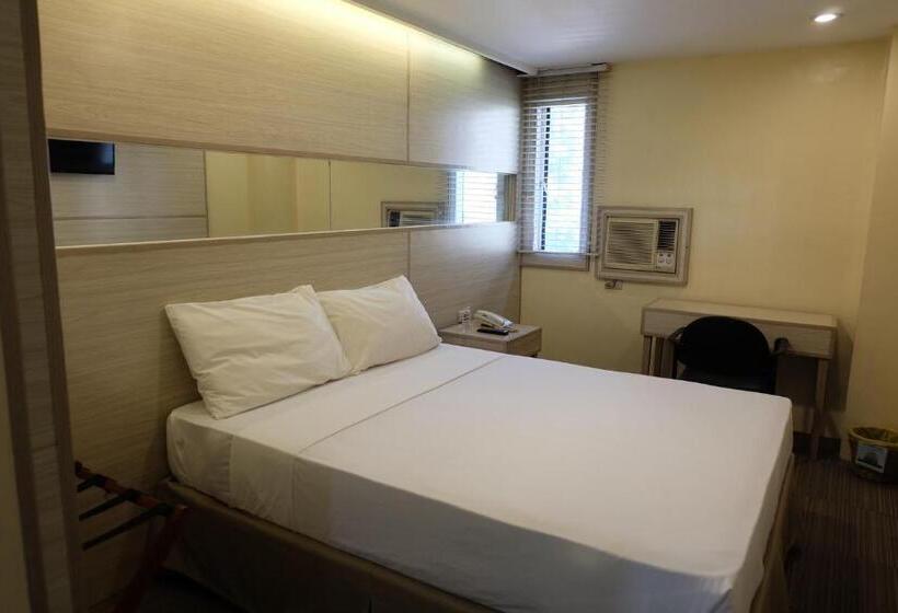 디럭스 룸, Spaces Hotel Makati