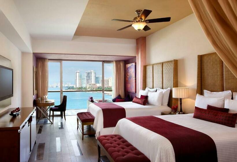 Apartament Junior Club cu vedere la mare, Secrets Vallarta Bay Resort & Spa   Adults Only