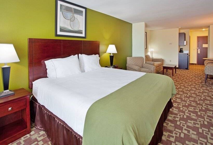 Номер Стандарт, Holiday Inn Express Hotel & Suites St. Charles, An Ihg
